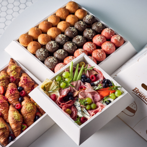 Piramida (croissants&charcuterie)