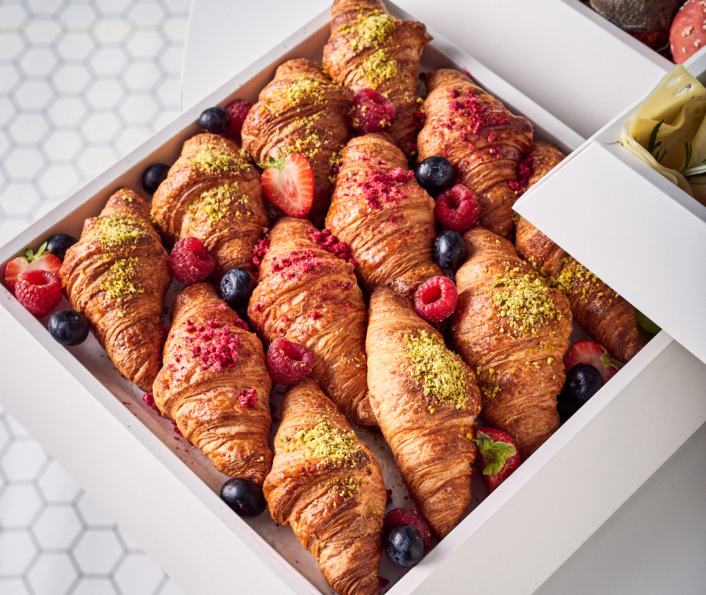 Piramida (croissants&charcuterie)